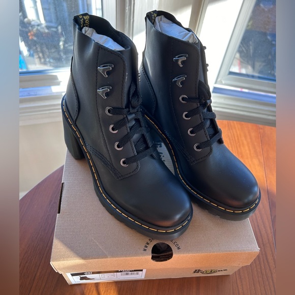 Dr Marten Jesy6 black heeled boots (NIB) - Picture 8 of 8